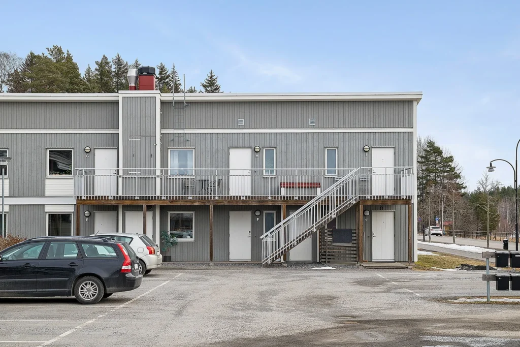 2. Fasadmalning Radhus Sundbyberg Hallonbergen