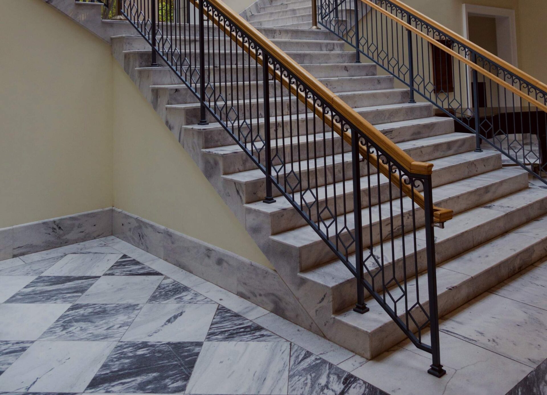 6. Trapphusrenovering Malning Vendelso Haninge scaled